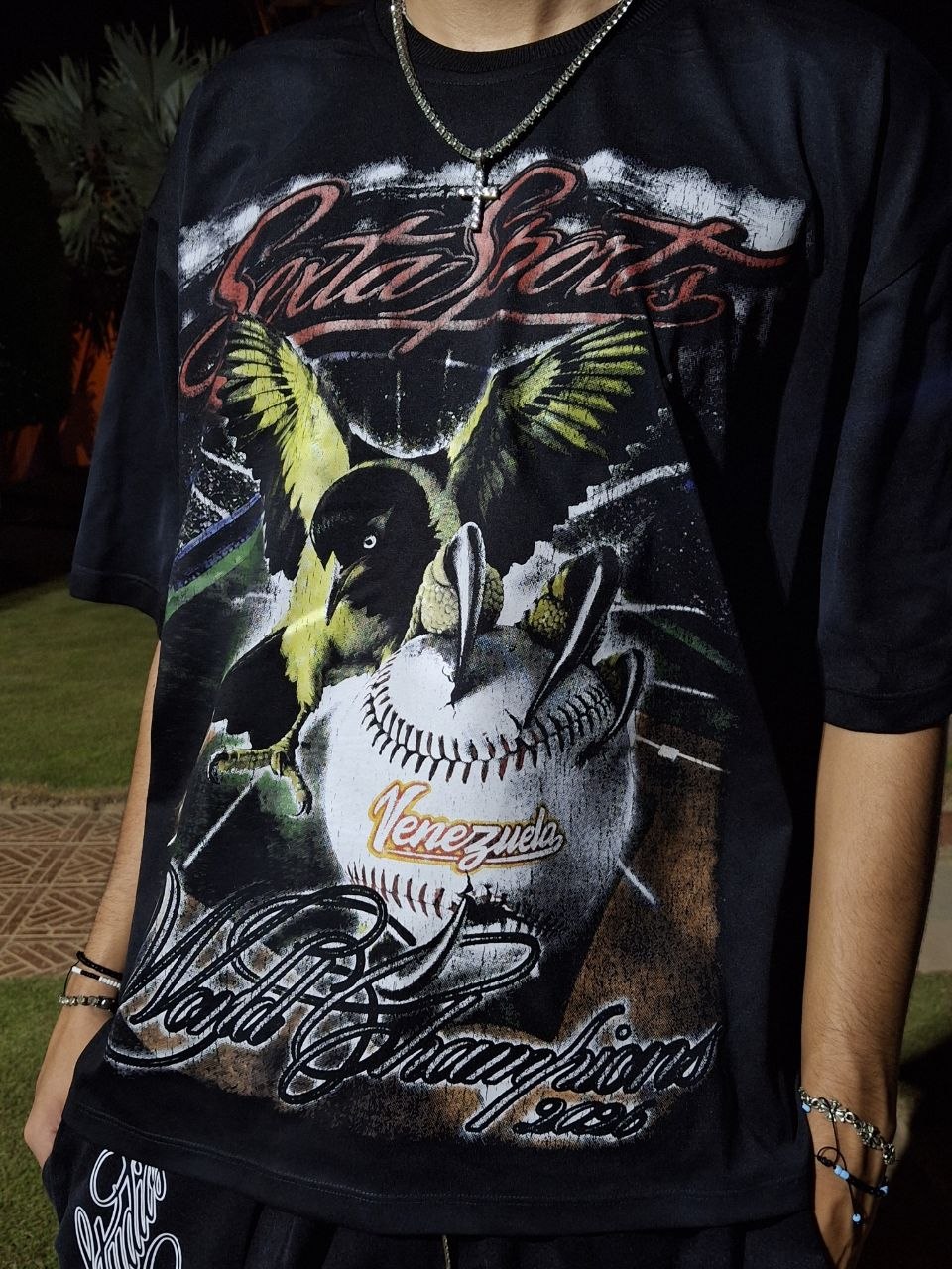 WORLD CHAMPIONS TEE
