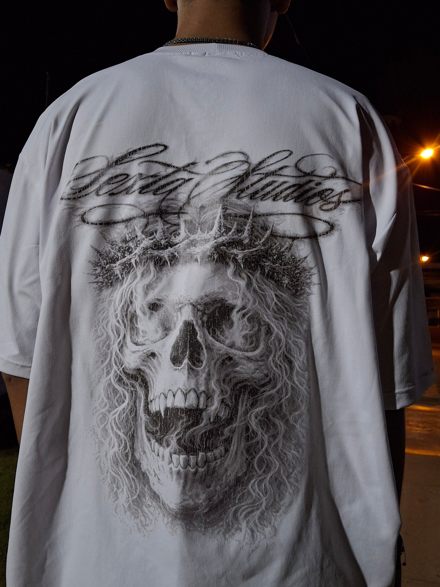 HOLY CROWN WHITE TEE