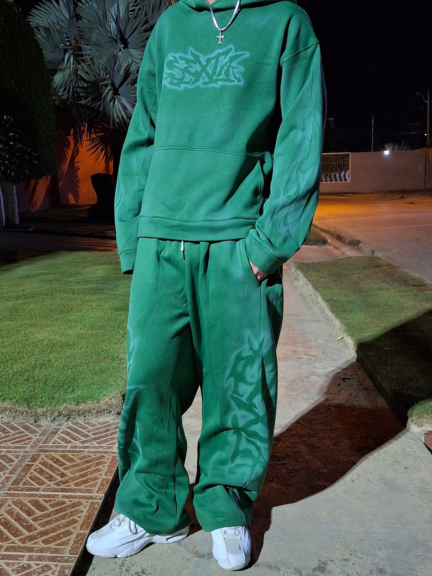 SEXTA AIRBRUSH GREEN HOODIE